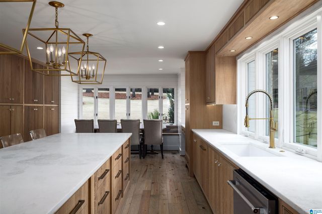 2600 ALTADENA ROAD, Vestavia Hills, AL 35243