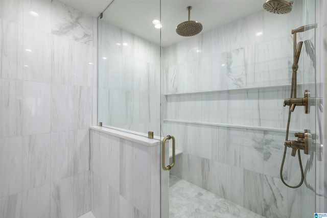 2600 ALTADENA ROAD, Vestavia Hills, AL 35243