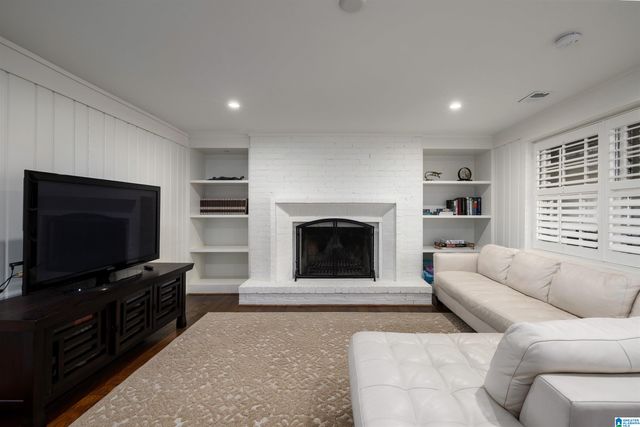 2600 ALTADENA ROAD, Vestavia Hills, AL 35243