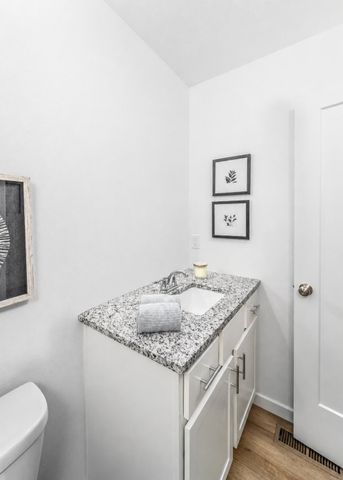 850 S Orchard Way, Springfield, MO 65802