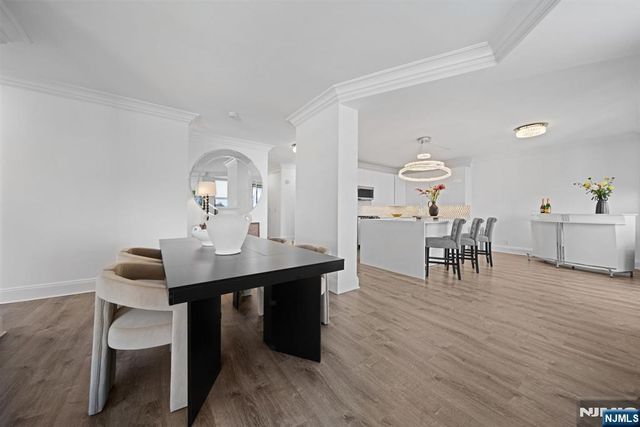 7002 Boulevard E PH 43A, Guttenberg, NJ 07093