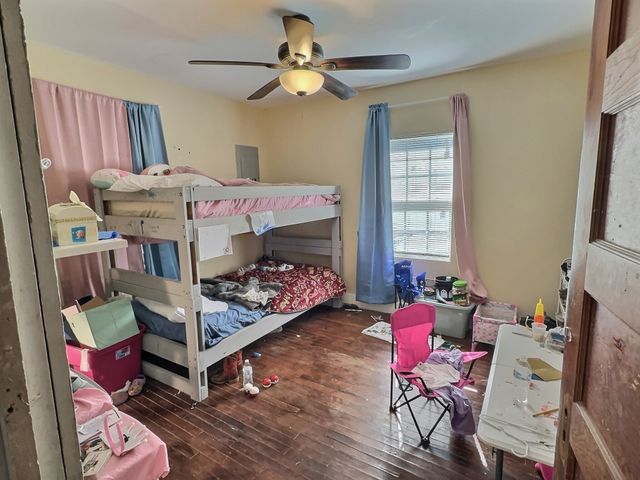 906 7th Street, Brownwood, TX 76801