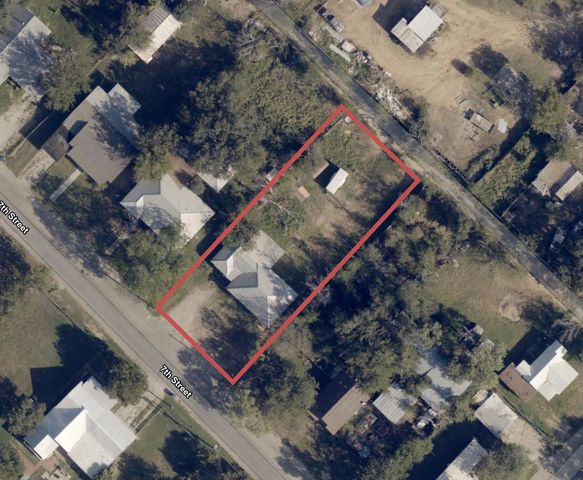 906 7th Street, Brownwood, TX 76801