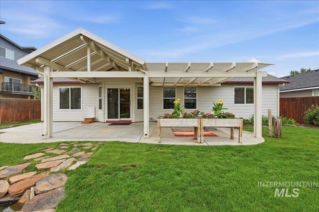 11214 W Poppy St, Boise, ID 83713