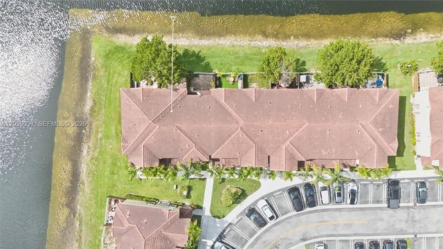 10863 NW 83rd 2 2, Doral, FL 33178