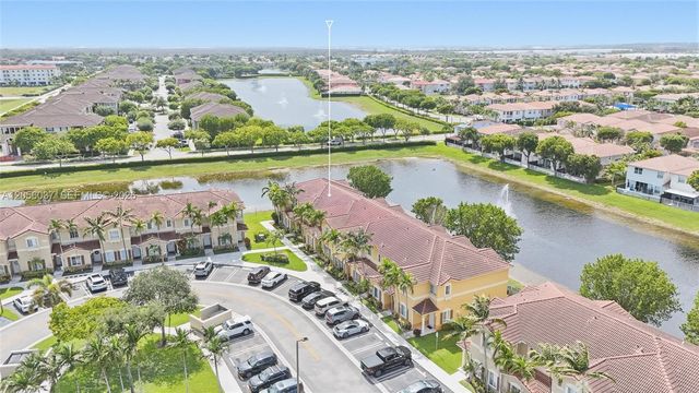 10863 NW 83rd 2 2, Doral, FL 33178