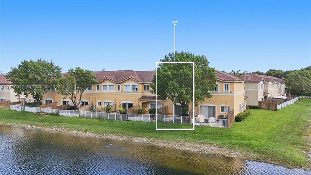 10863 NW 83rd 2 2, Doral, FL 33178