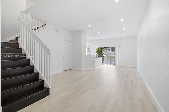 10863 NW 83rd 2 2, Doral, FL 33178