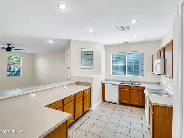 1330 S Aaron 216, Mesa, AZ 85209