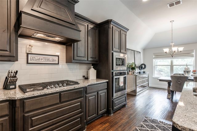 2513 Gramercy Park Drive, Flower Mound, TX 75028