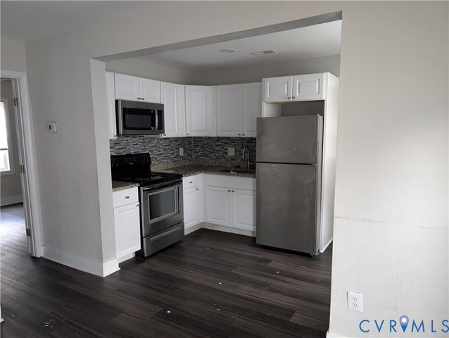 207 N 14th Ave, Hopewell, VA 23860