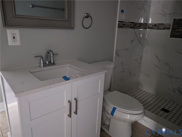 207 N 14th Ave, Hopewell, VA 23860