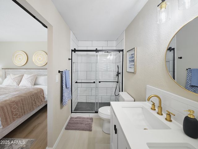 8731 E COLUMBUS Avenue, Scottsdale, AZ 85251