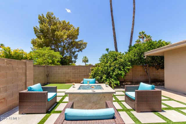 8731 E COLUMBUS Avenue, Scottsdale, AZ 85251