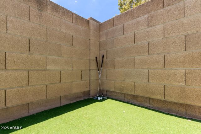 8731 E COLUMBUS Avenue, Scottsdale, AZ 85251