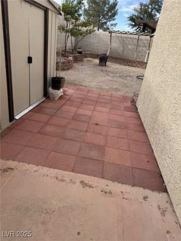 359 Pure April Avenue, Las Vegas, NV 89183