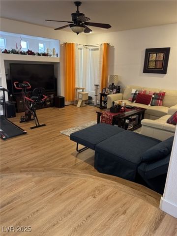 359 Pure April Avenue, Las Vegas, NV 89183