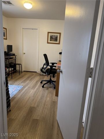 359 Pure April Avenue, Las Vegas, NV 89183