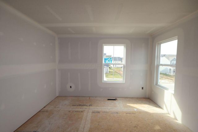 74 Banyan Drive, Lewis Center, OH 43035