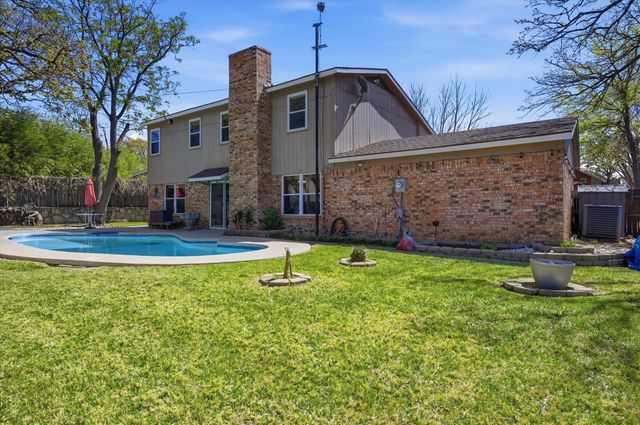 4900 Sagebrush Court, Arlington, TX 76017