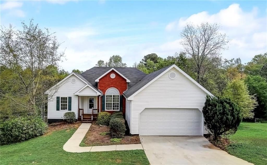 232 Cambridge Drive, Loganville, GA 30052