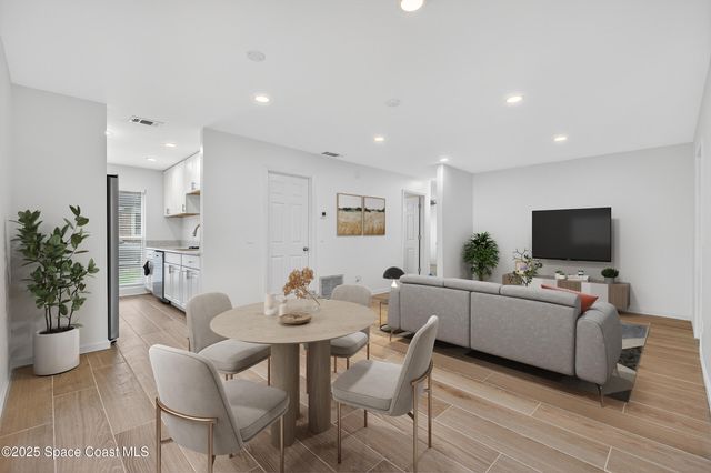 668 John Hancock Lane, Melbourne, FL 32904