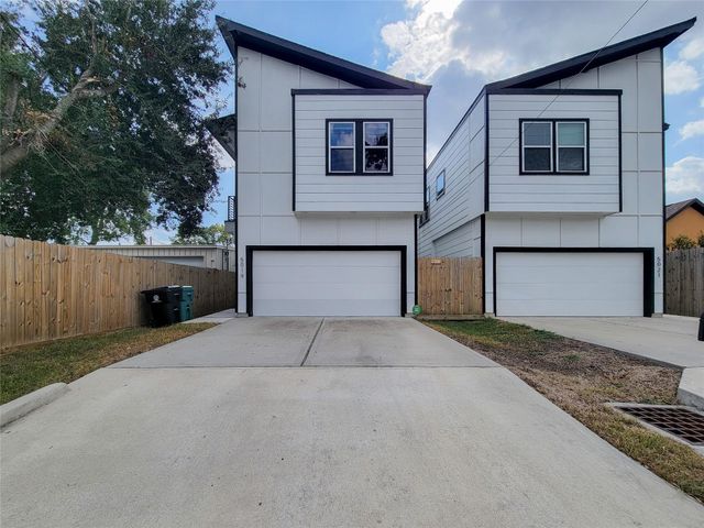 5019 Creekmont Drive, Houston, TX 77091