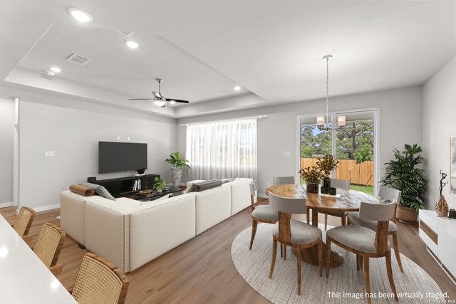 8735 THYME MDW, Elmendorf, TX 78112