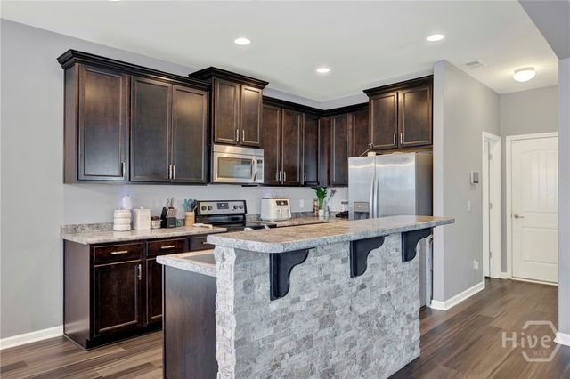 86 Crystal Lake Drive, Savannah, GA 31407