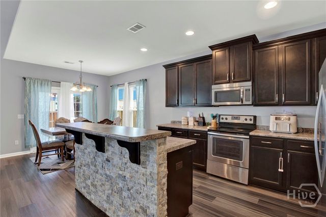 86 Crystal Lake Drive, Savannah, GA 31407