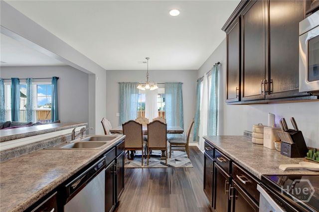 86 Crystal Lake Drive, Savannah, GA 31407