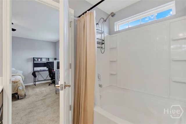 86 Crystal Lake Drive, Savannah, GA 31407