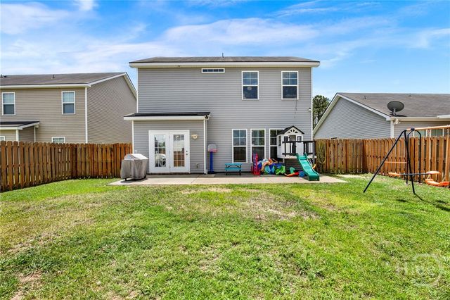 86 Crystal Lake Drive, Savannah, GA 31407