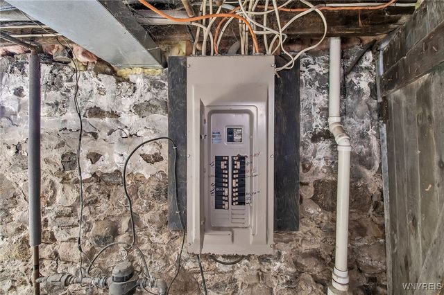 2736 Main Street, Newfane, NY 14108