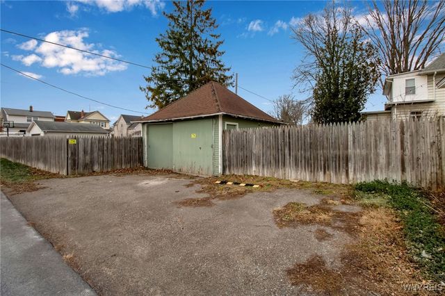 2736 Main Street, Newfane, NY 14108