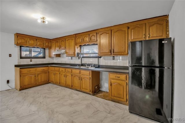 2736 Main Street, Newfane, NY 14108