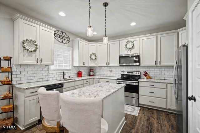 1228 Downing Place, Kingsport, TN 37660