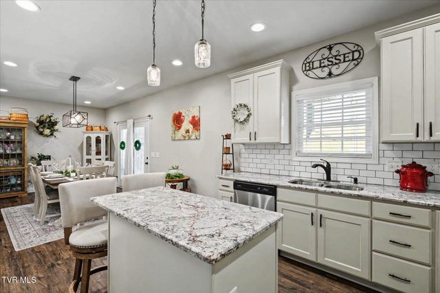 1228 Downing Place, Kingsport, TN 37660