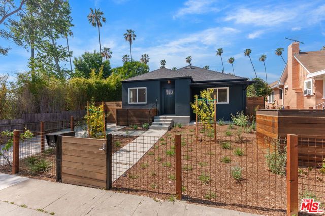 1405 N Coronado Street, Los Angeles, CA 90026