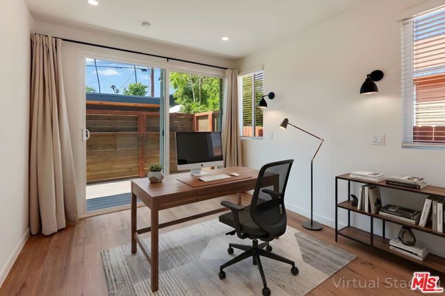 1405 N Coronado Street, Los Angeles, CA 90026