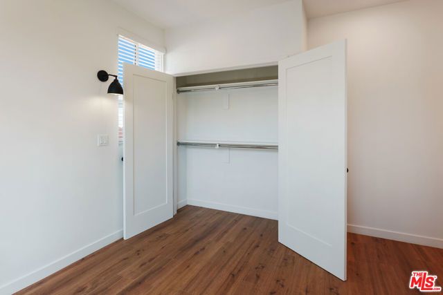 1405 N Coronado Street, Los Angeles, CA 90026