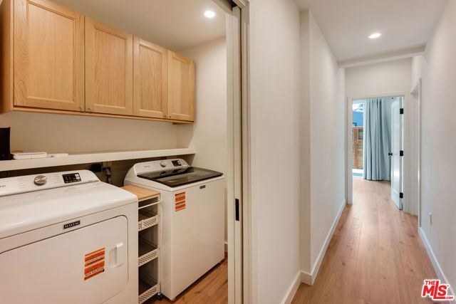 1405 N Coronado Street, Los Angeles, CA 90026