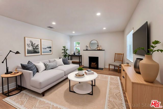 1405 N Coronado Street, Los Angeles, CA 90026