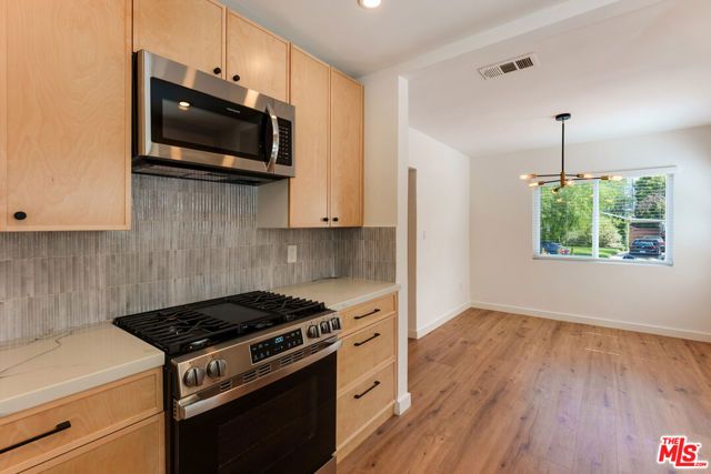 1405 N Coronado Street, Los Angeles, CA 90026