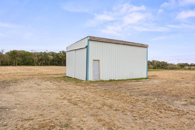 3990 Moore Avenue NW, Annandale, MN 55302