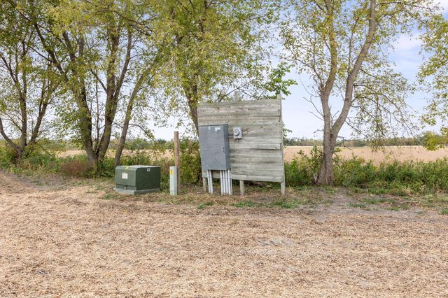 3990 Moore Avenue NW, Annandale, MN 55302