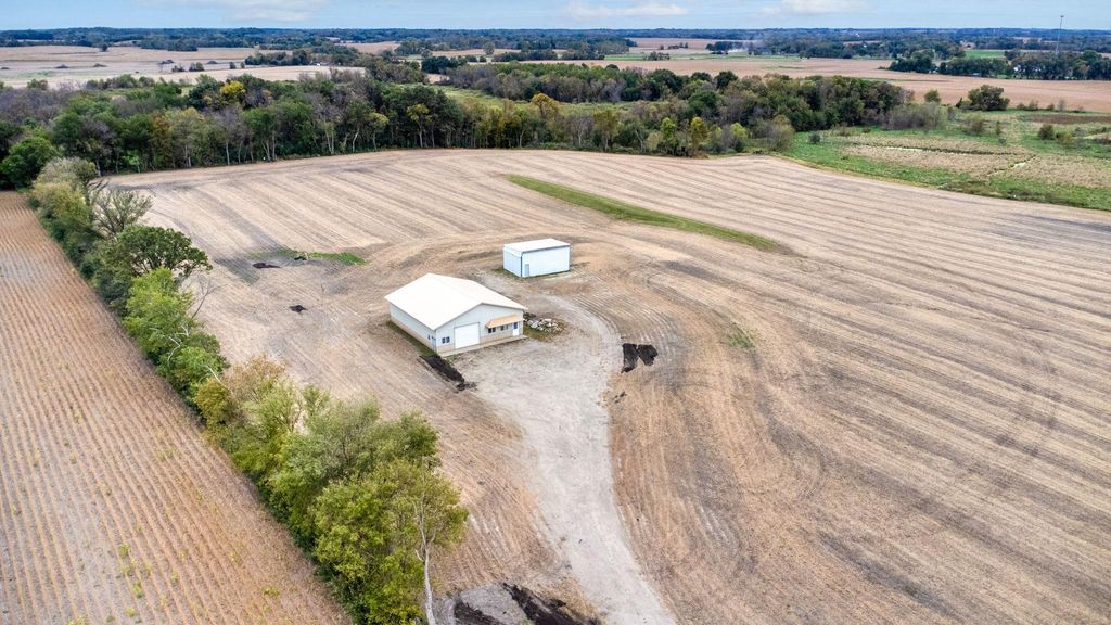 3990 Moore Avenue NW, Annandale, MN 55302