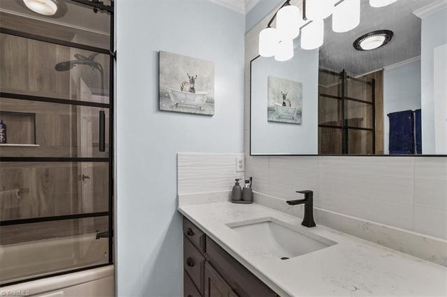 2107 Hunters Ridge Drive, Pleasant Garden, NC 27313