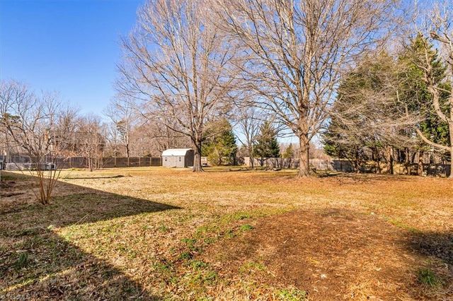 2107 Hunters Ridge Drive, Pleasant Garden, NC 27313