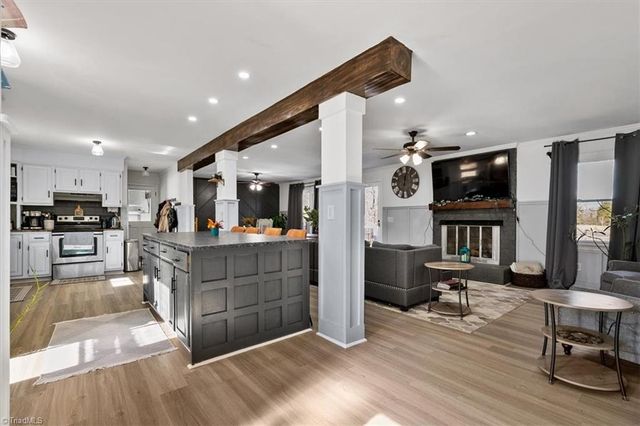 2107 Hunters Ridge Drive, Pleasant Garden, NC 27313